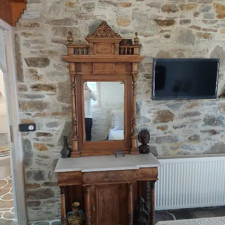 Art Natalie Two * Kithnos