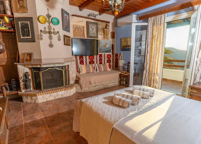 Art Natalie Two * Kithnos