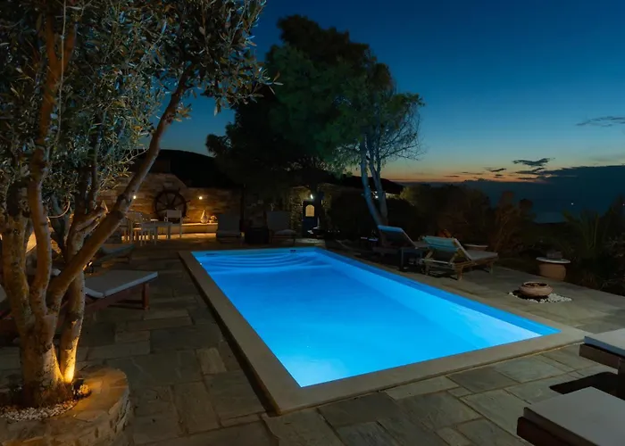 Art Natalie Two * Kythnos