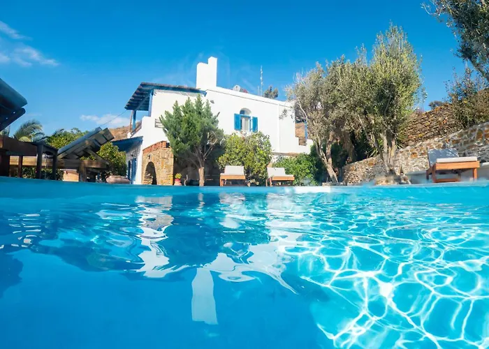 Art Natalie Two Kithnos