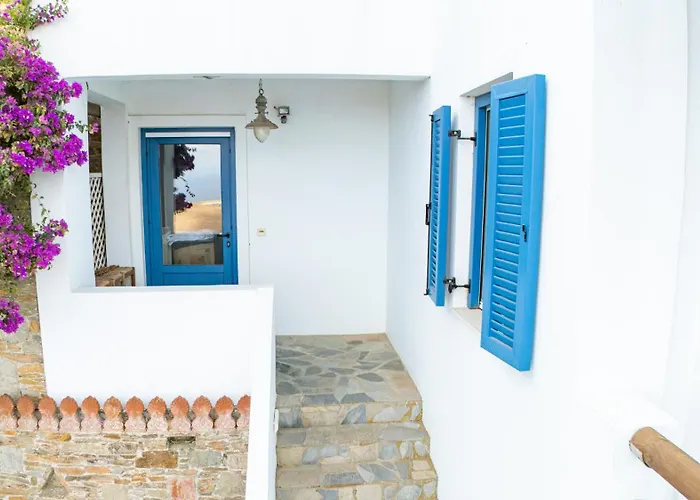 Art Natalie Two * Kythnos